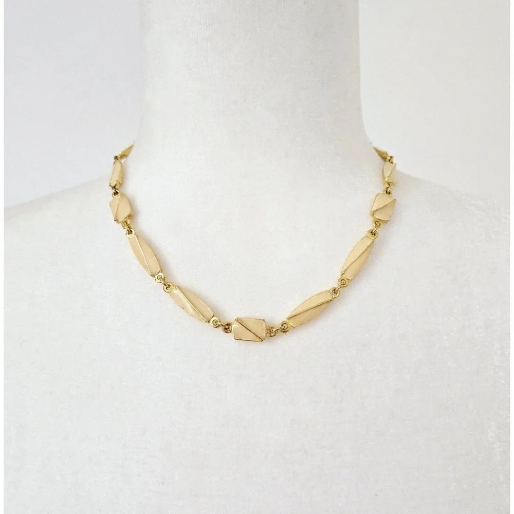 Vintage Choker Necklace Goldtone Cream Enamel Classic Midcentury Twee Coquette